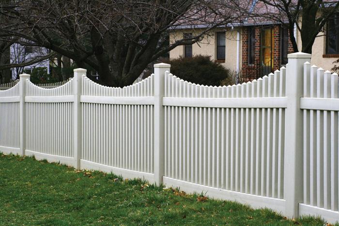 4-tall-Essex-style-fencing-with-Pyramid-post-caps