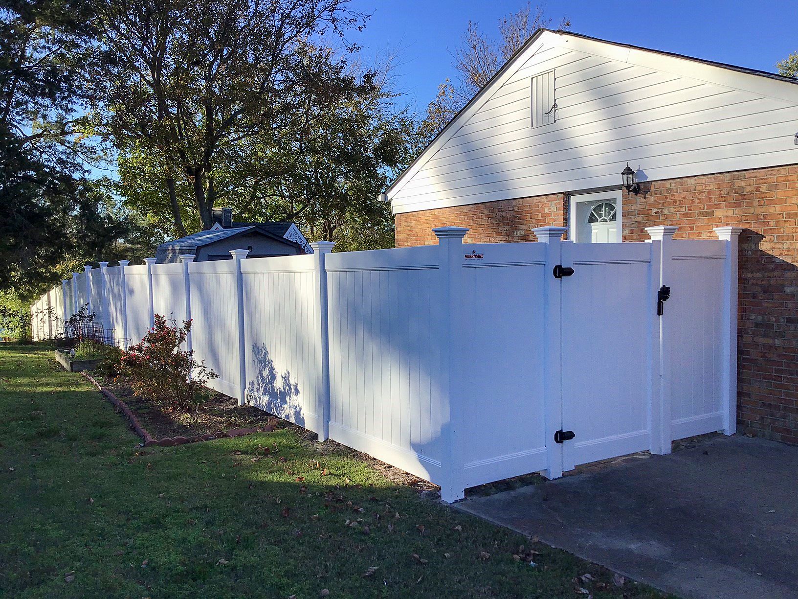 Aluminum or Vinyl Fence Making the Best Choice Hurricane Fence