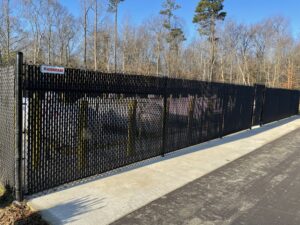E2 - 6’ Chain Link Propane Enclosure With Black Privacy Slats