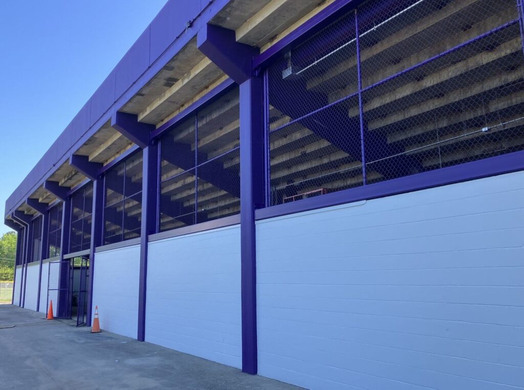 SP5 - Chain Link Dugout