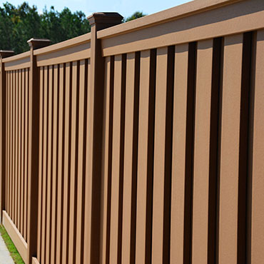 Composite Fence Thumbnail 11